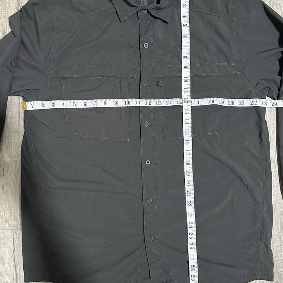 The North Face Black Lightweight Shirt Jacket - Picture 10 of 11
